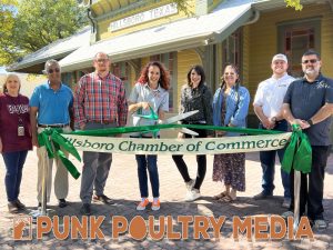 Punk Poultry Media ribbon cutting at the Hillsboro Chamber of Commerce